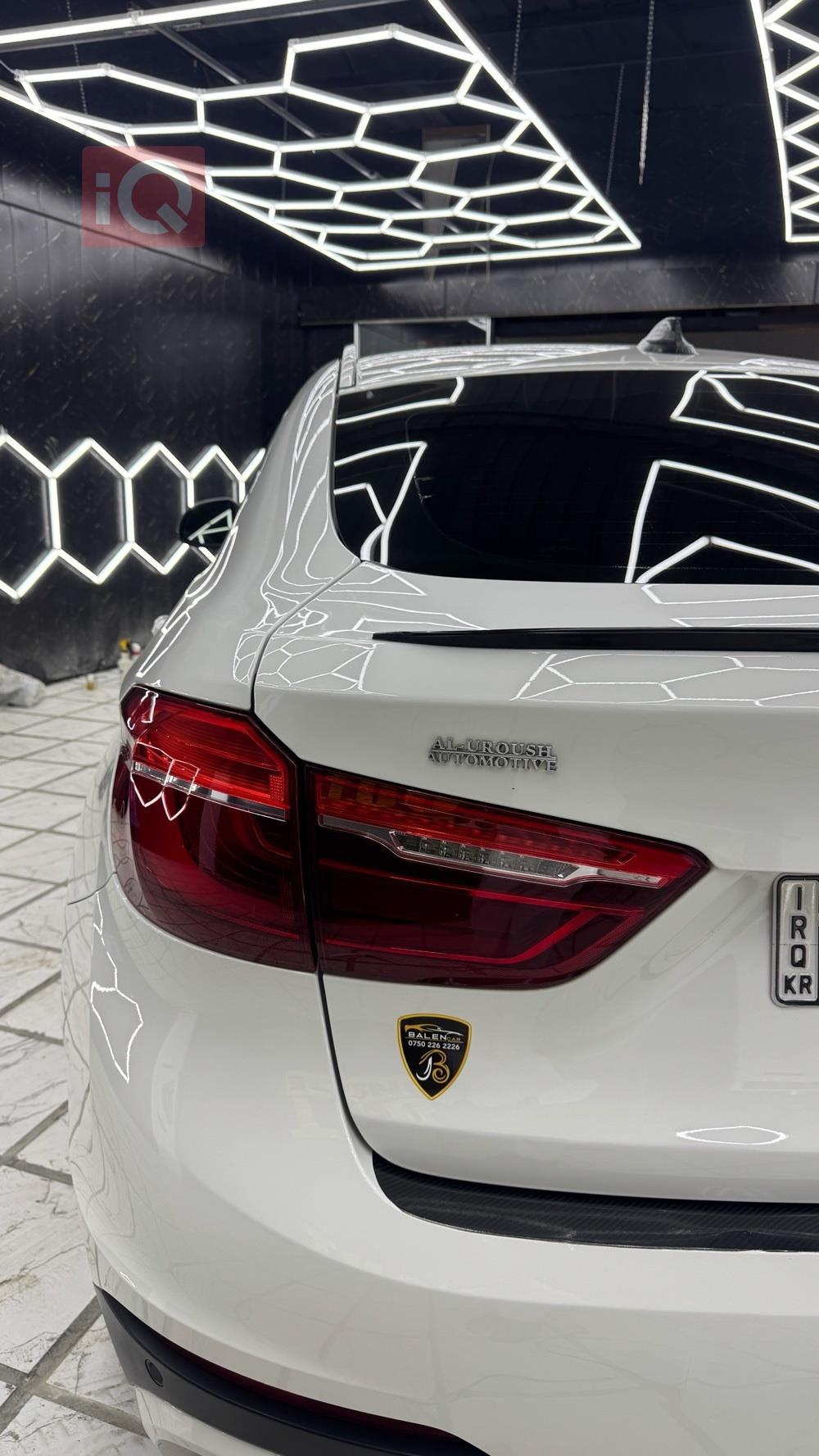 بی ئێم دەبڵیو X6